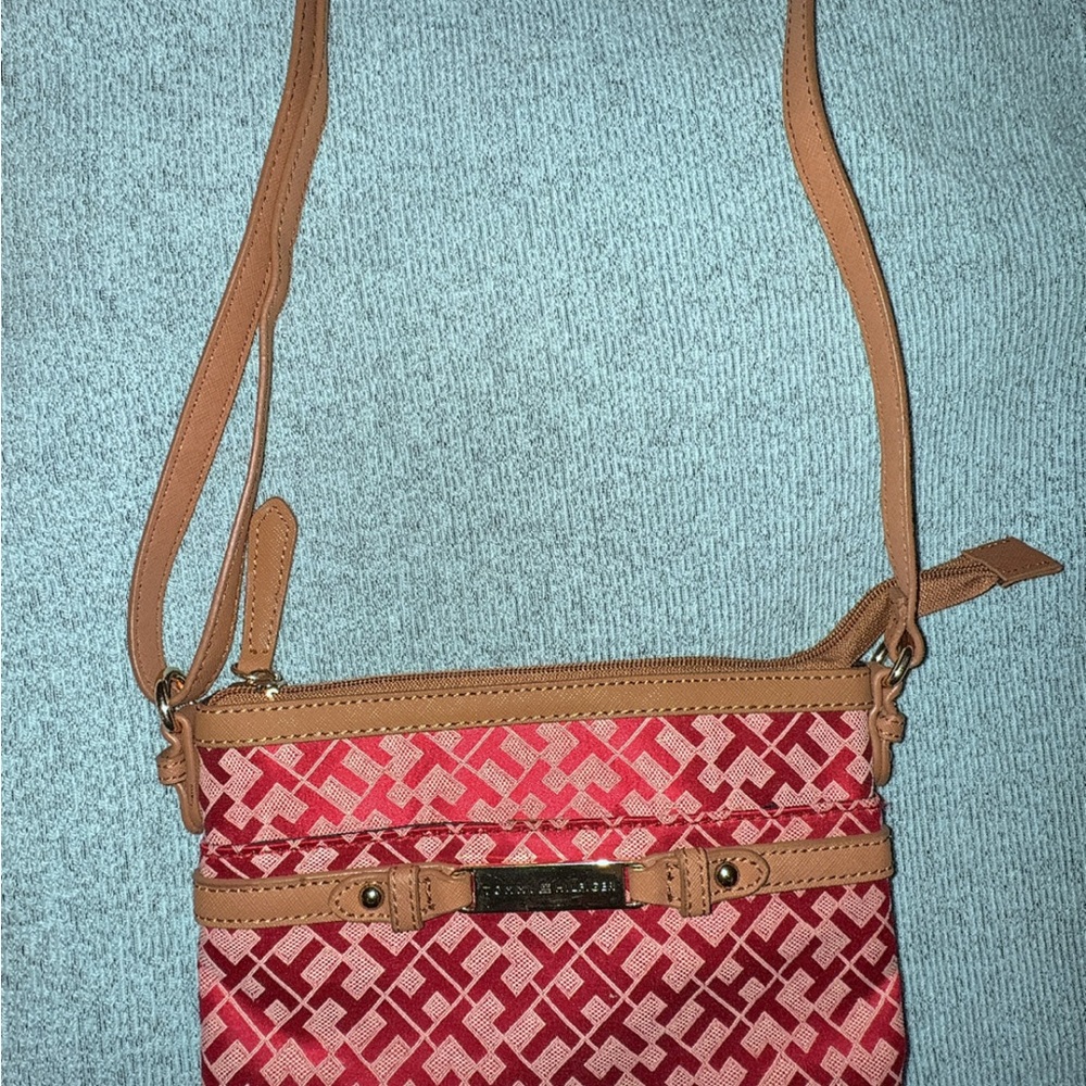 Tommy Hilfiger Red Pattern Crossbody with Tan Trim